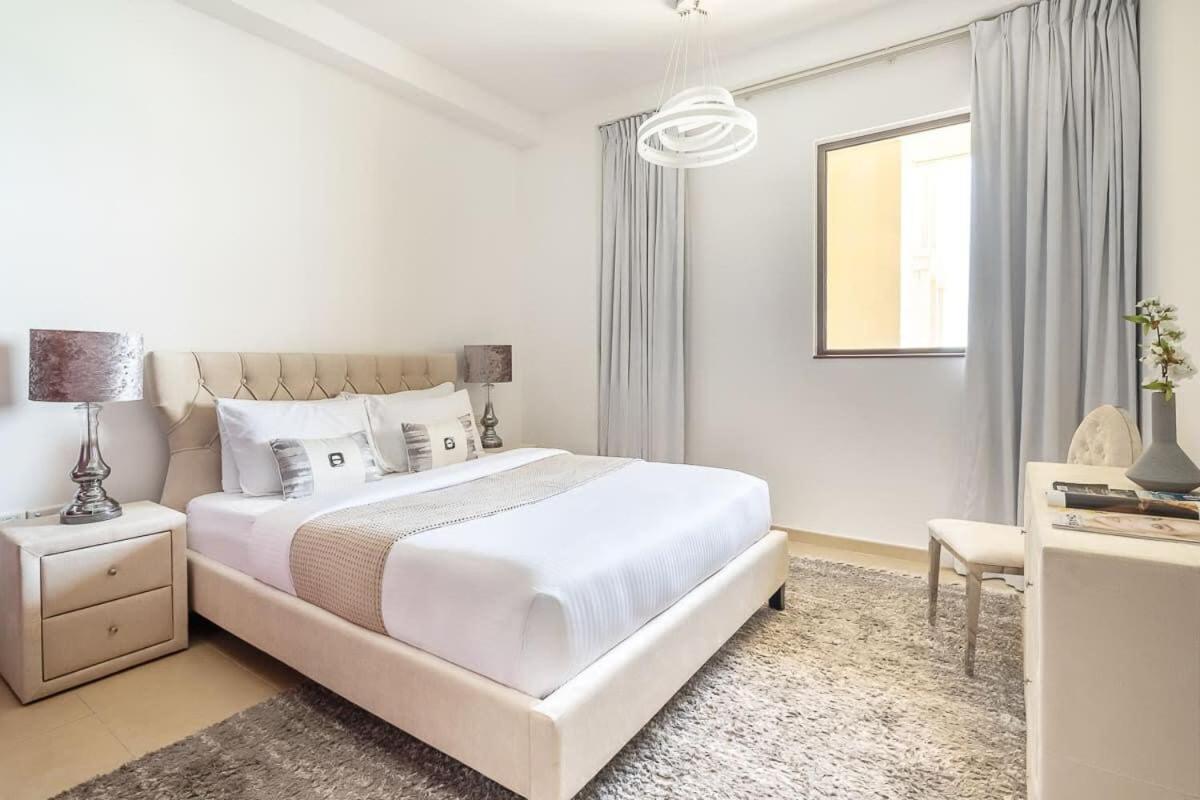 Frank Porter - Bahar 4 Apartment
