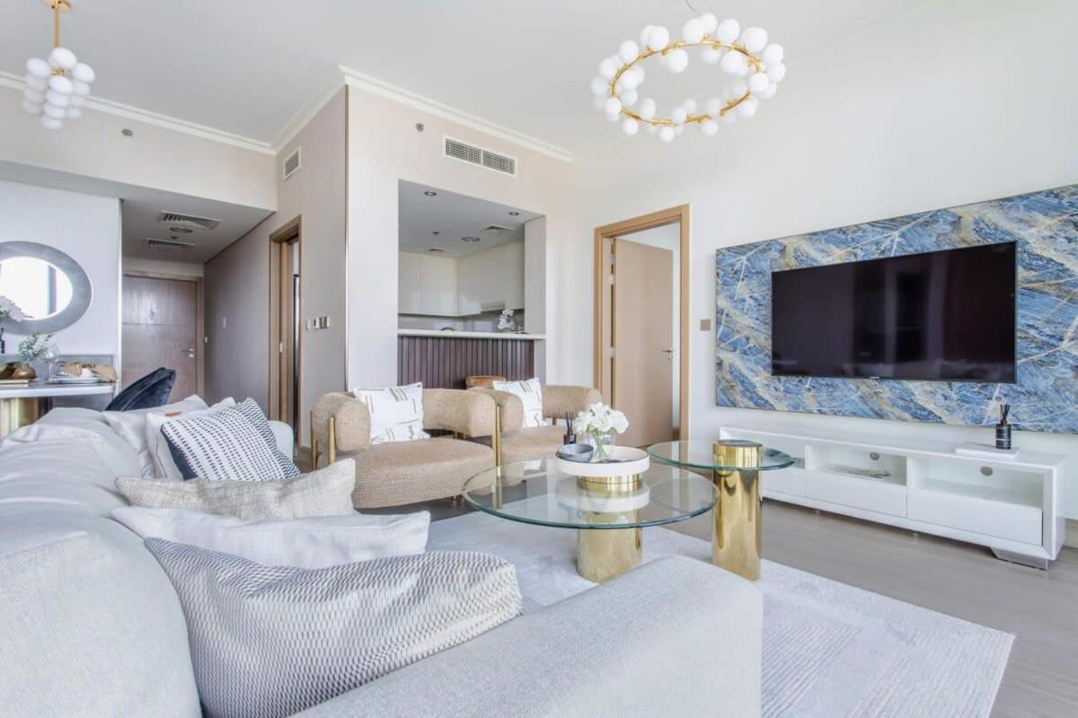 Apartment Frank Porter - Burj Vista Tower 2