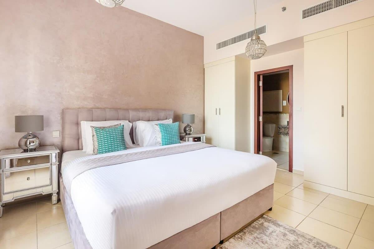 Frank Porter - Rimal 3 Apartment *
