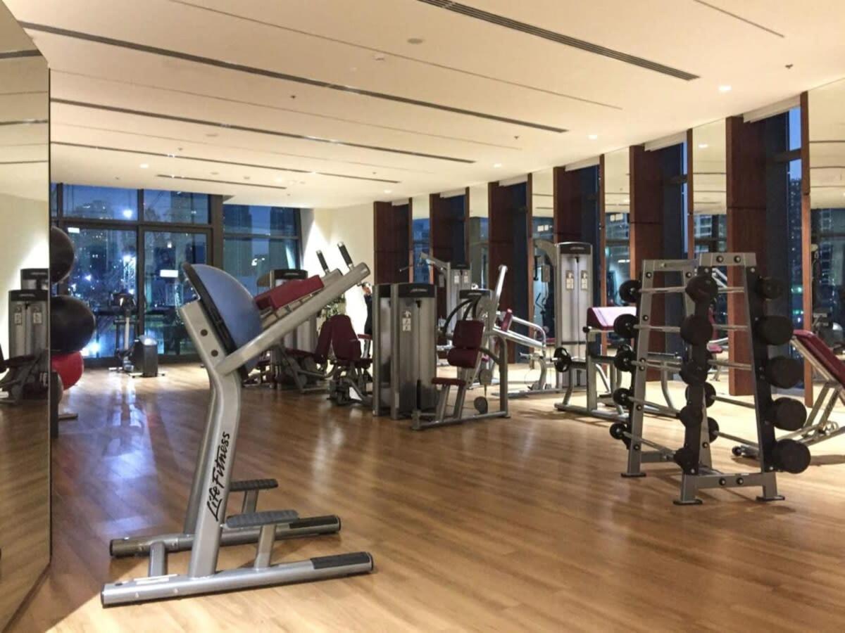 Apartment Frank Porter - Burj Vista Tower 2 *
