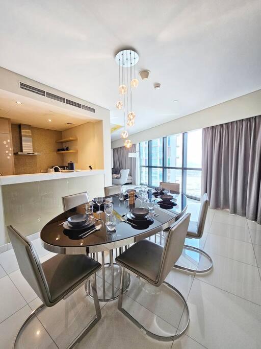 Spacious 2br Paramount Apartment *