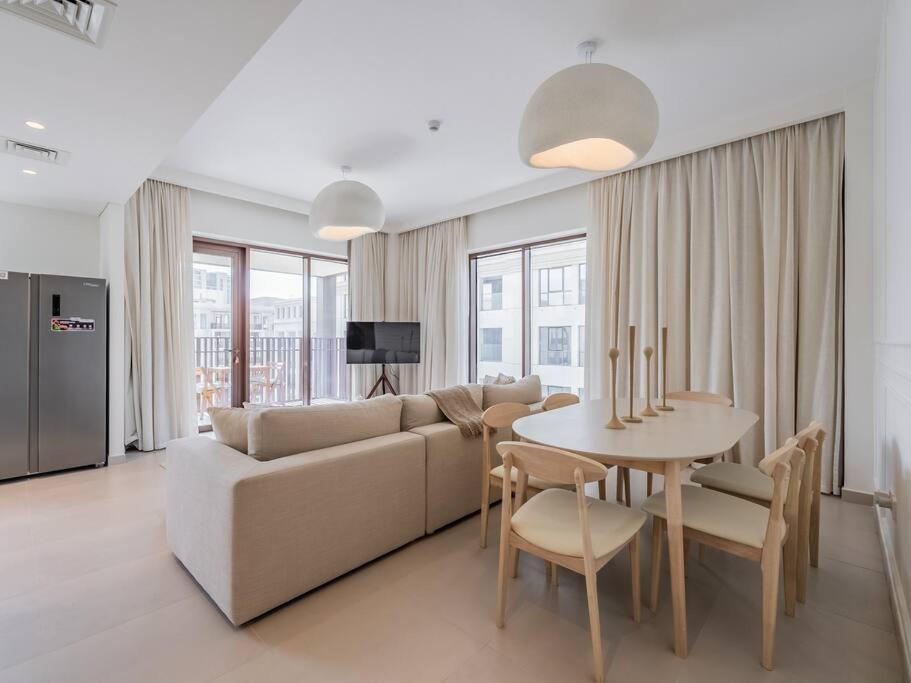 Apartment Creek Escape: Luxury 3br Nautical Grandeur *