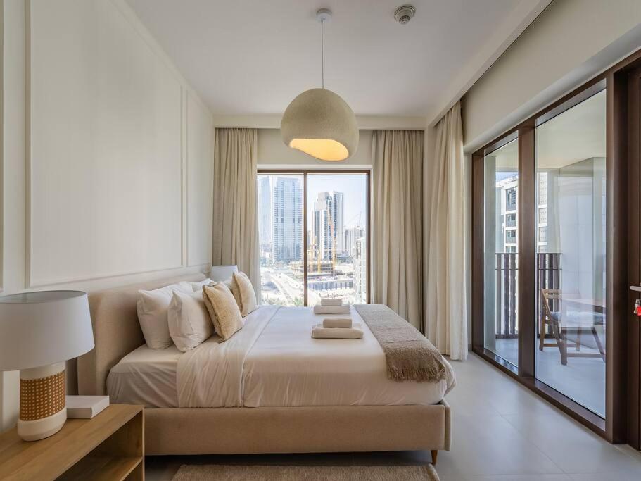 Apartment Creek Escape: Luxury 3br Nautical Grandeur *
