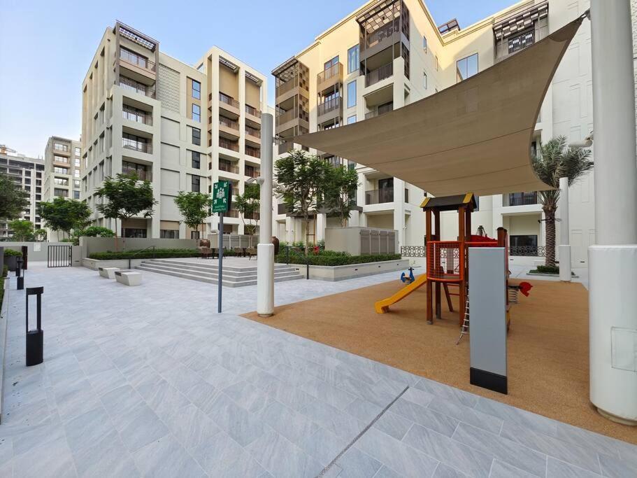 Creek Escape: Luxury 3br Nautical Grandeur Apartment *