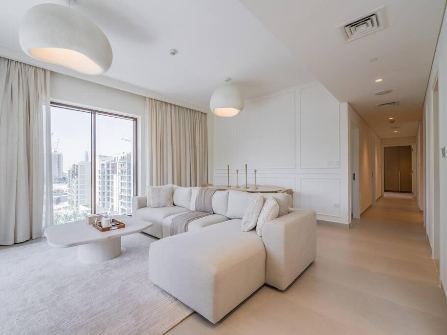 Creek Escape: Luxury 3br Nautical Grandeur Apartment *
