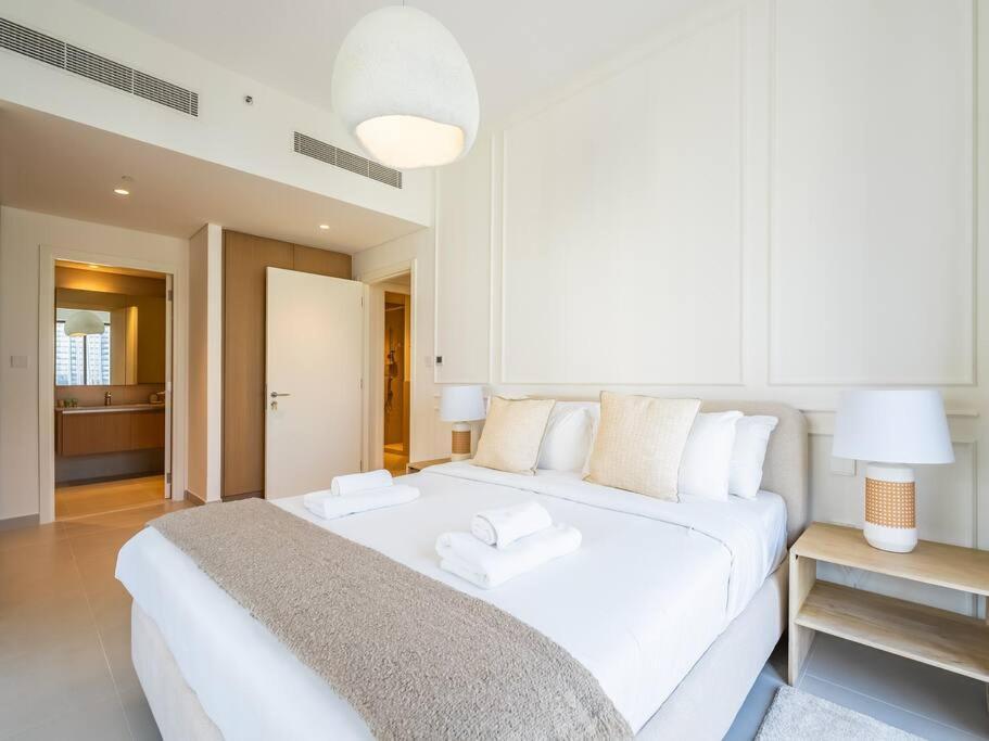 Creek Escape: Luxury 3br Nautical Grandeur * Dubai