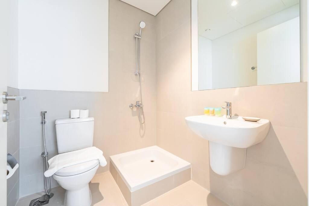 Creek Escape: Luxury 3br Nautical Grandeur * Dubai