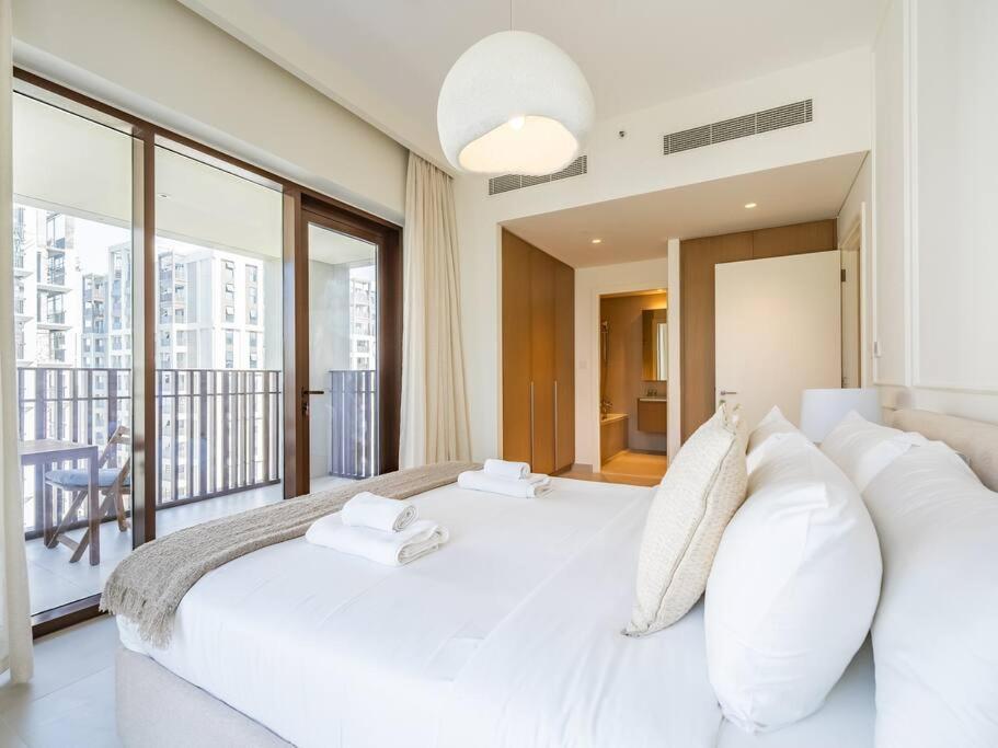 Creek Escape: Luxury 3br Nautical Grandeur * Dubai