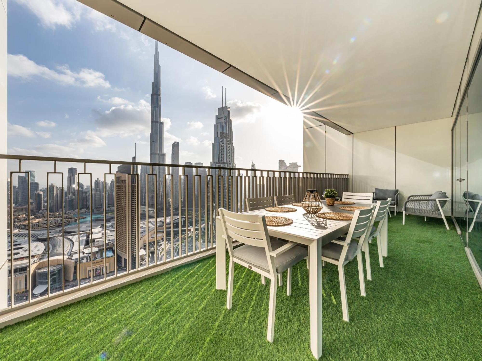 Apartment Downtown Views - Burj Khalifa & Fountain View Dubai
