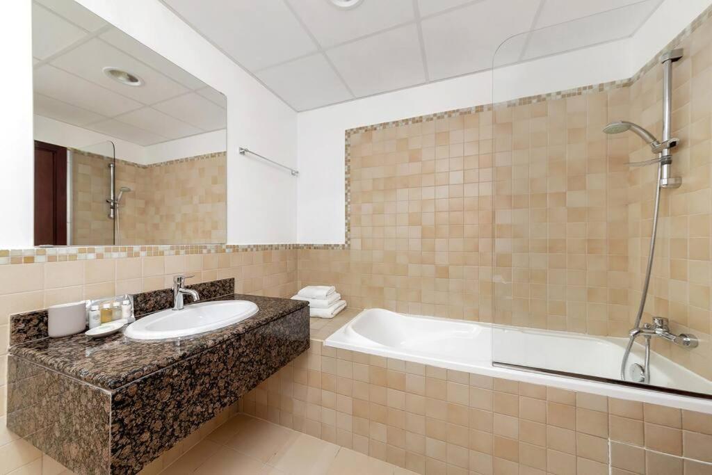 Panoramic Waterfront 2br Sanctuary - Jbr * Dubai