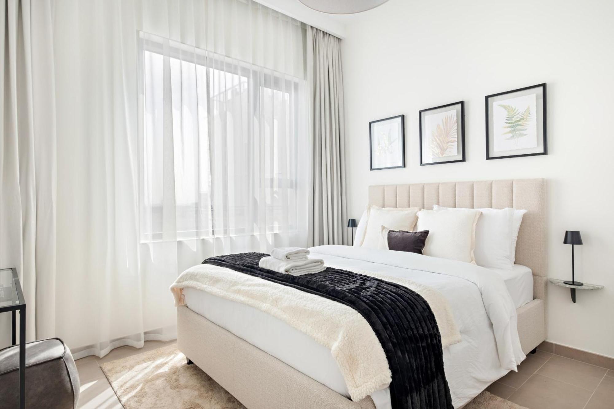 Exclusive 1 Bdr In A Exclusive Neighbourhood *
