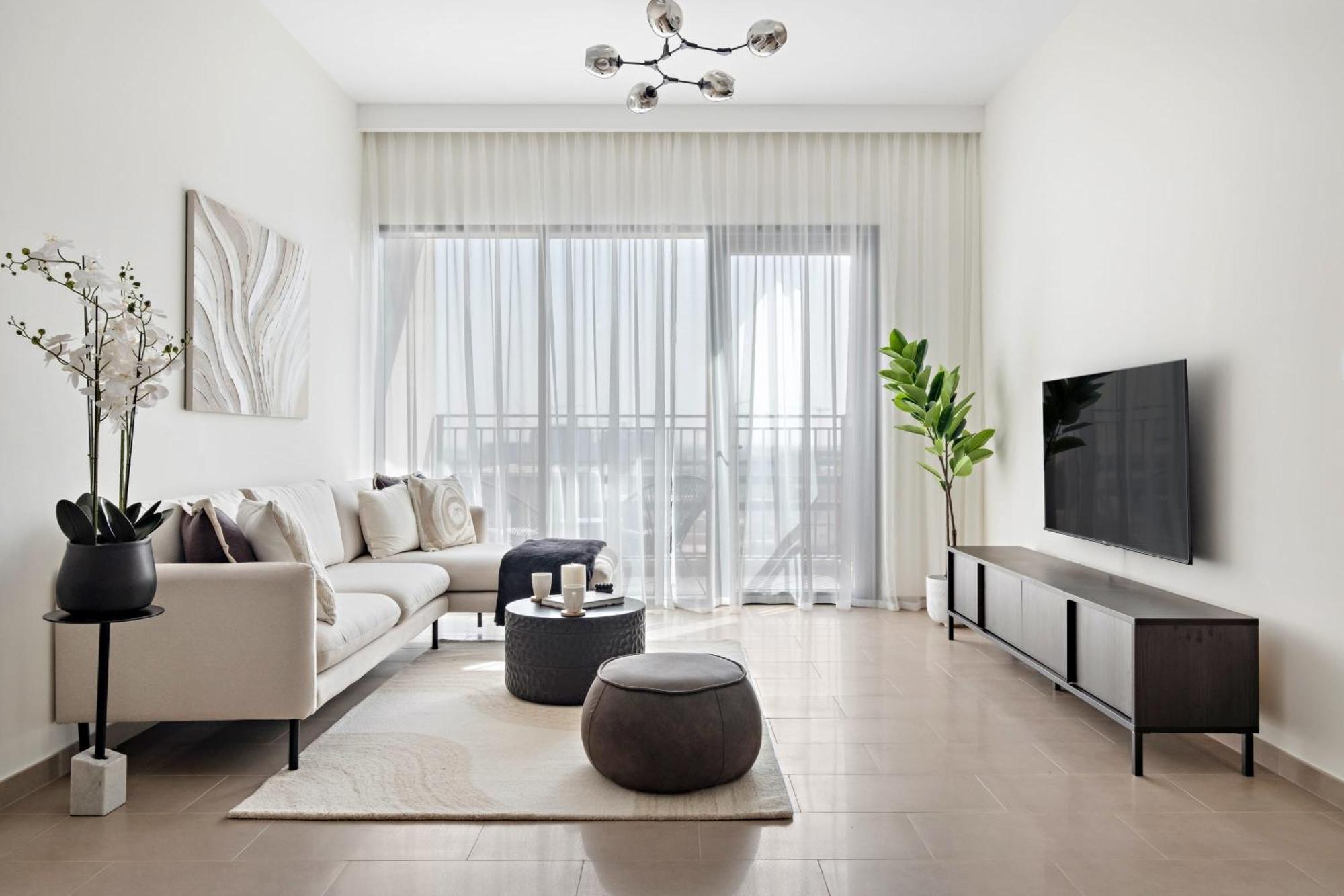 Exclusive 1 Bdr In A Exclusive Neighbourhood