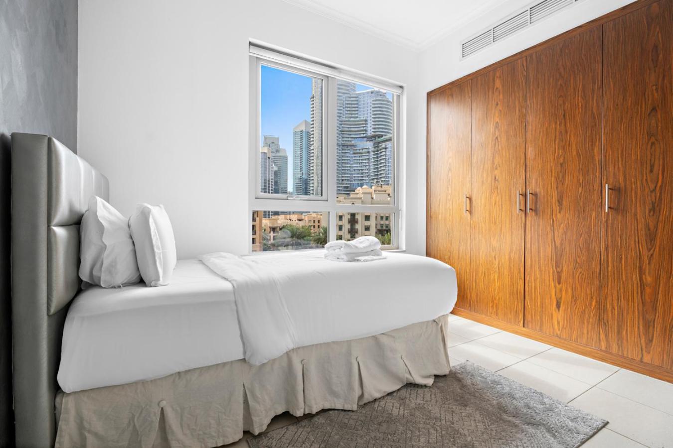Stonetree - 3br + Maid's Near Burj Khalifa And Fountain * Dubai