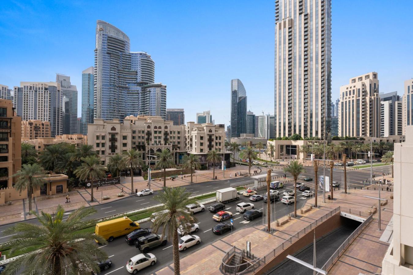Apartment Stonetree - 3br + Maid's Near Burj Khalifa And Fountain *