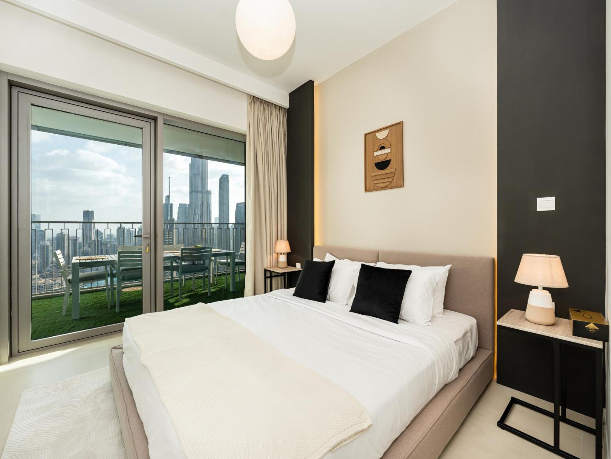 Downtown Views - Burj Khalifa & Fountain View Apartment Dubai