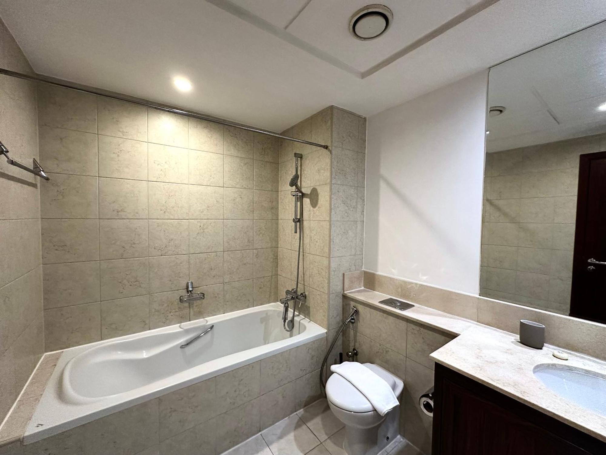 Apartment Lux I The Residences I Sky Line Views Dubai