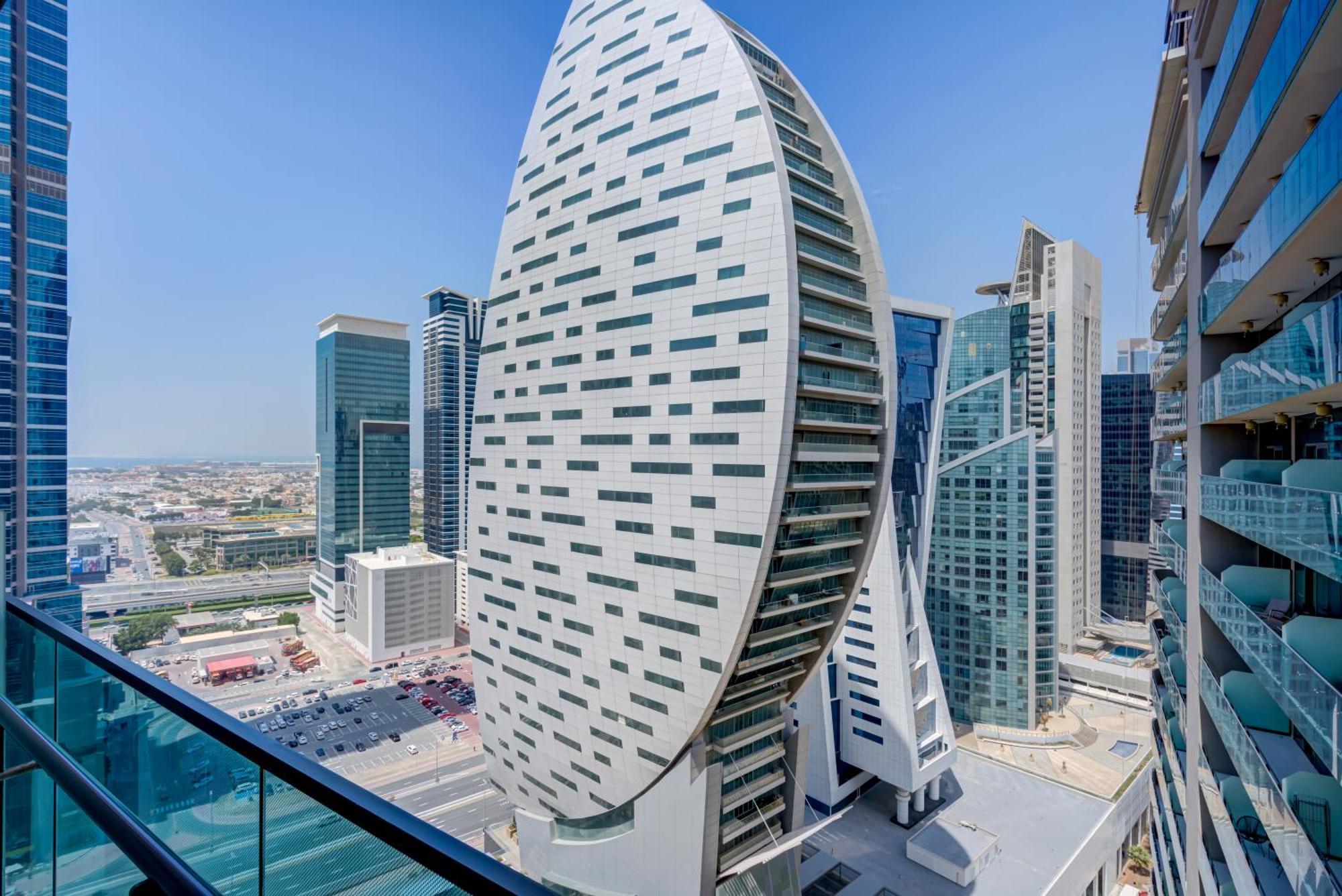 Mira Homes - Newly Furnished In Business Bay Apartment