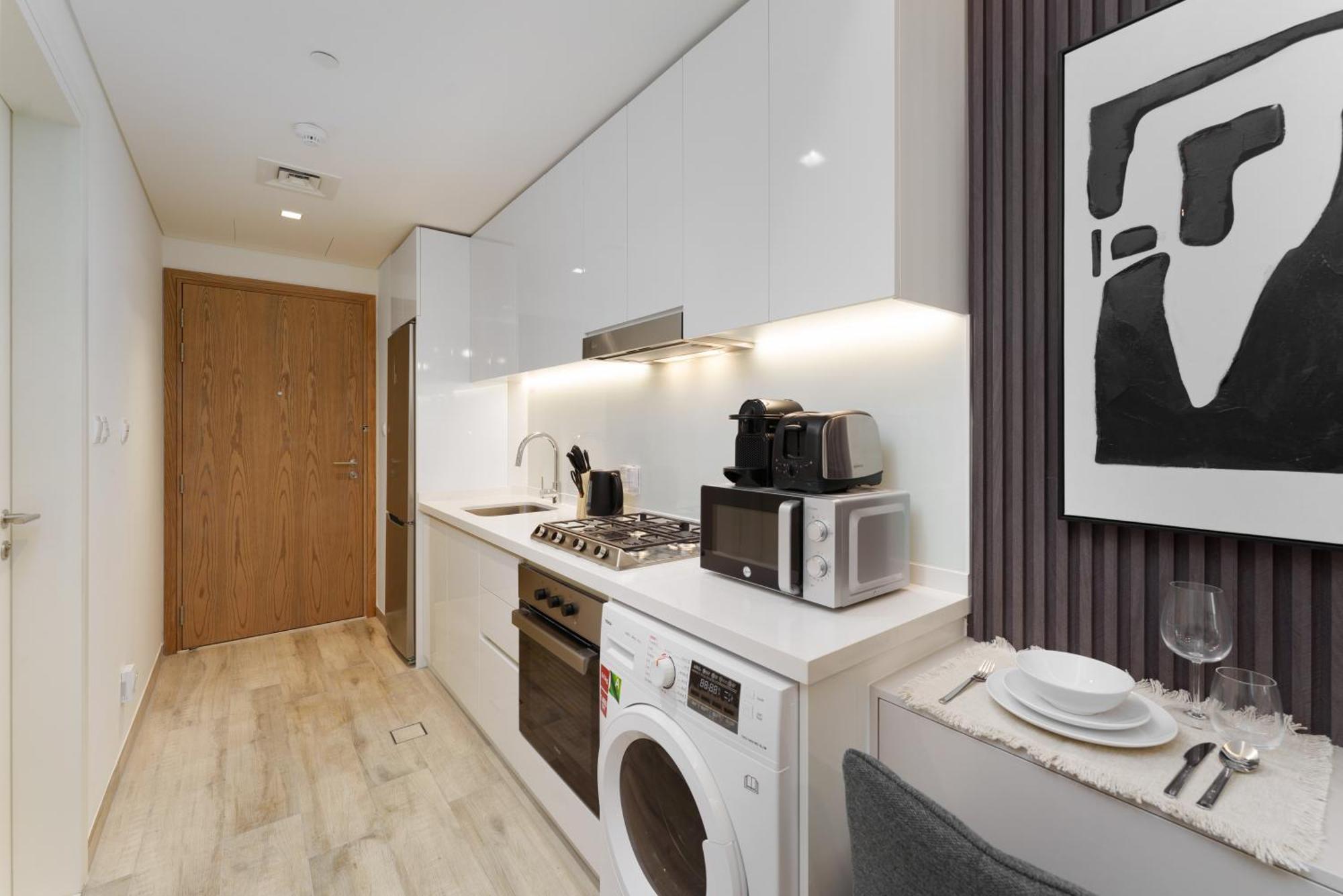 Luxury Redefined In Ahad By Suiteable Apartment *