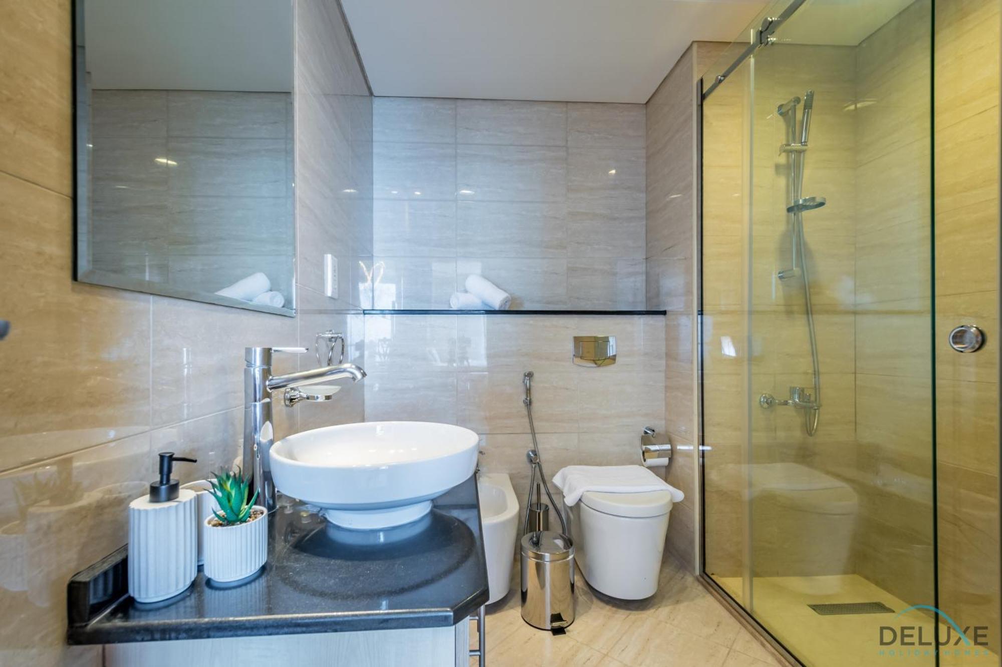 Luxury 3br In Ocean Heights, Marina By Deluxe Homes Apartment Dubai