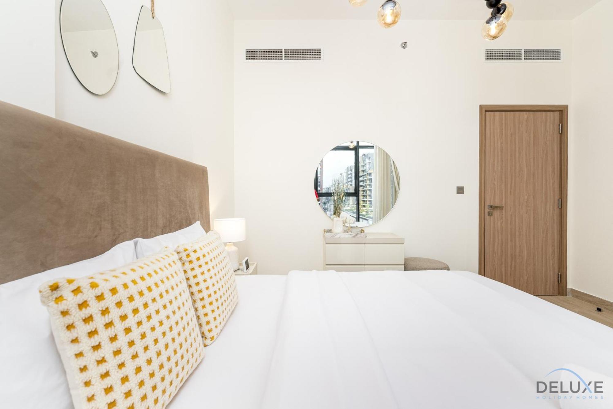 Comfy 1br In Azizi Riviera 8, Al Merkadh By Deluxe Homes