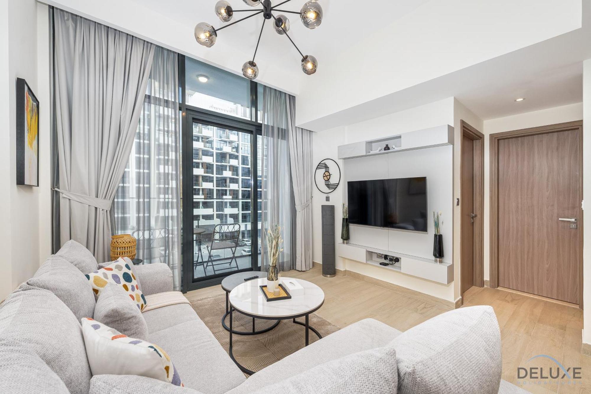 Comfy 1br In Azizi Riviera 8, Al Merkadh By Deluxe Homes *