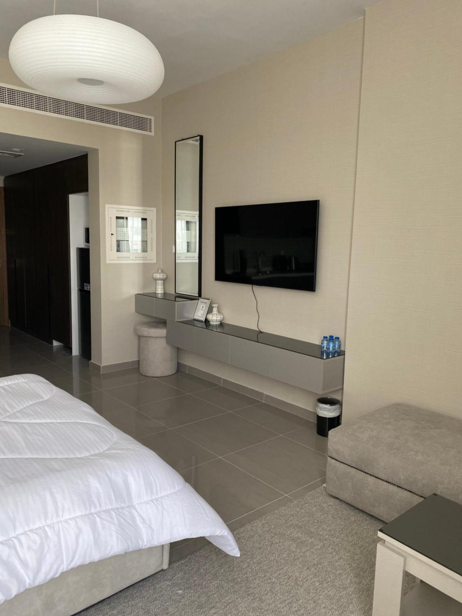 Apartment Modern With Mall Access By Sahab Homes *