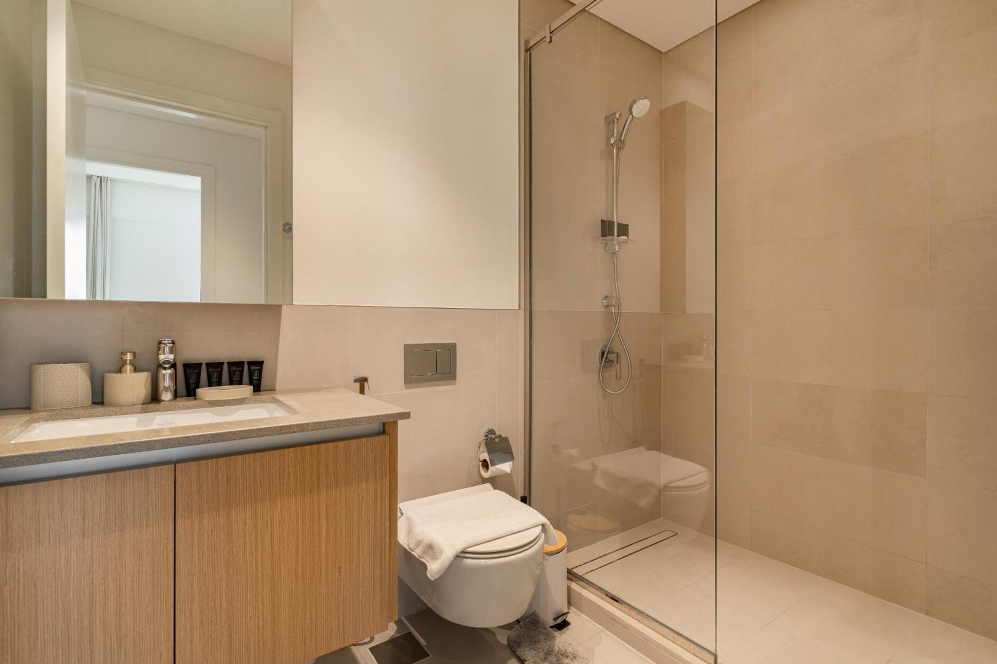 Spacious 1-bedroom In Summer, Lagoon Access Feature - Allsopp&allsopp Apartment Dubai