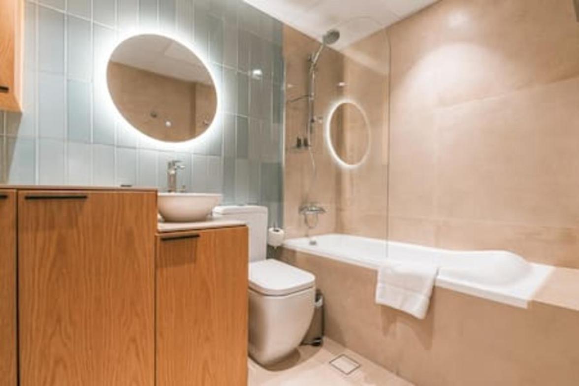 Cozy Chic With Balcony The Greens Apartment Dubai