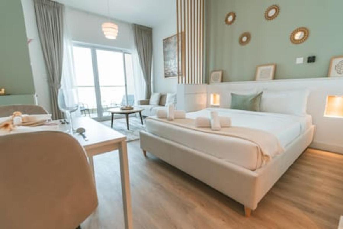 Cozy Chic With Balcony The Greens Apartment *