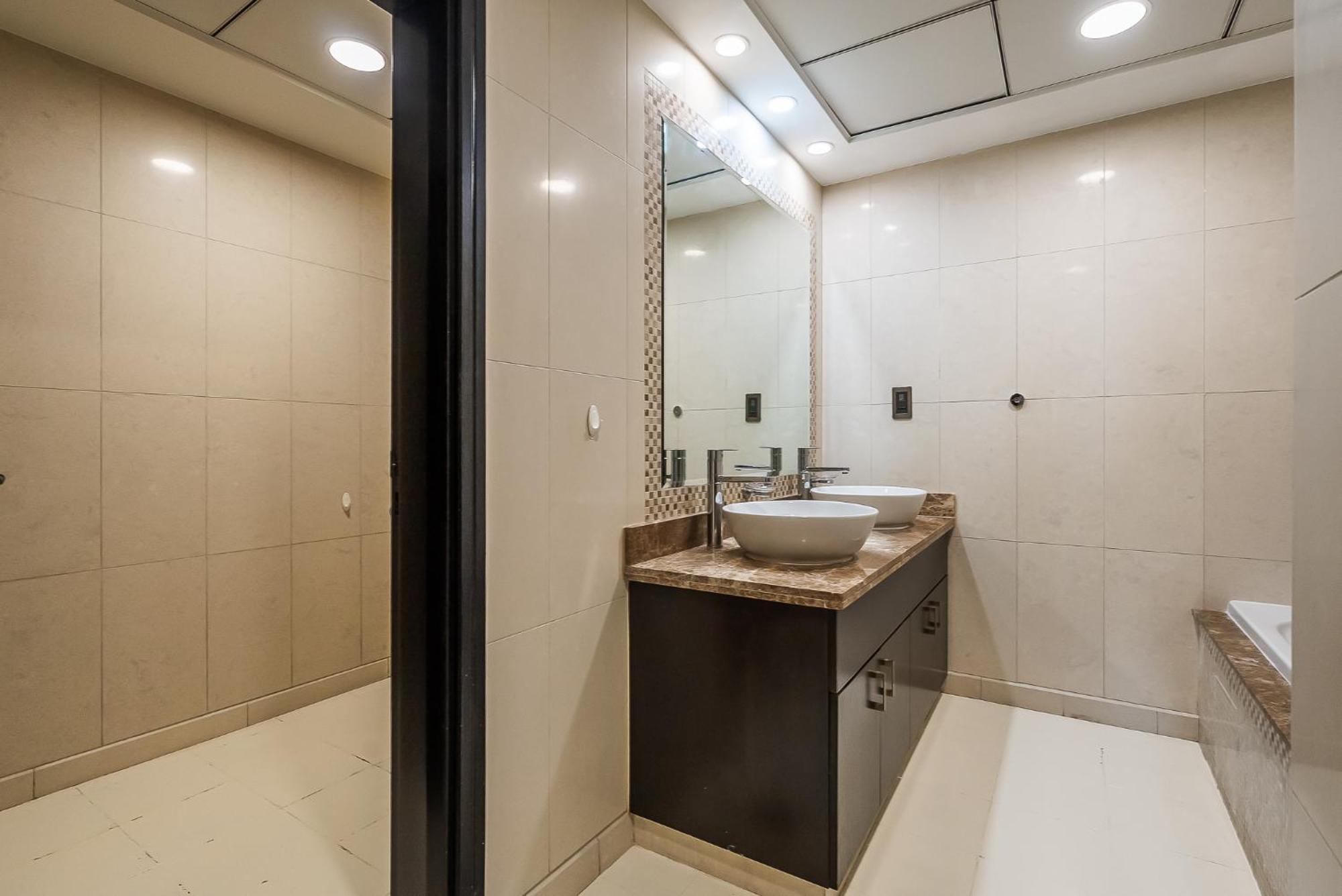 Balqis Residences I Spacious And Modern 4bdr I Palm Jumeirah Apartment
