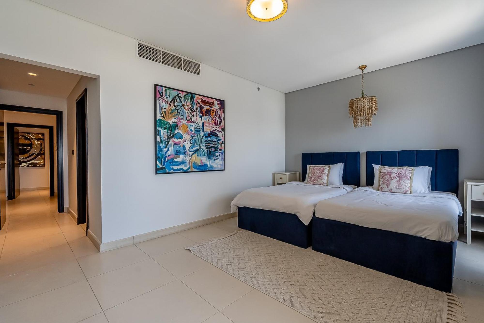 Balqis Residences I Spacious And Modern 4bdr I Palm Jumeirah *