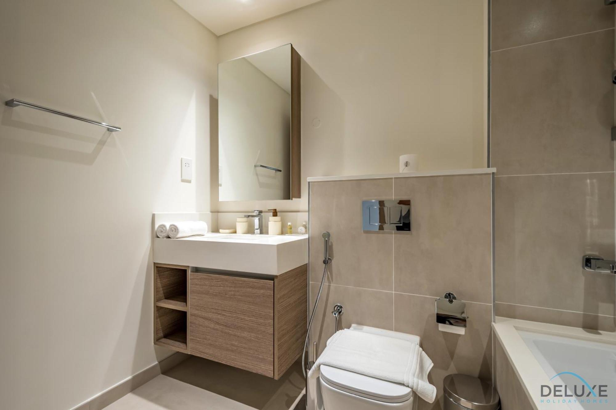 Beautiful 1br In Creek Edge Tower 2, Creek Harbor By Deluxe Homes Apartment Dubai