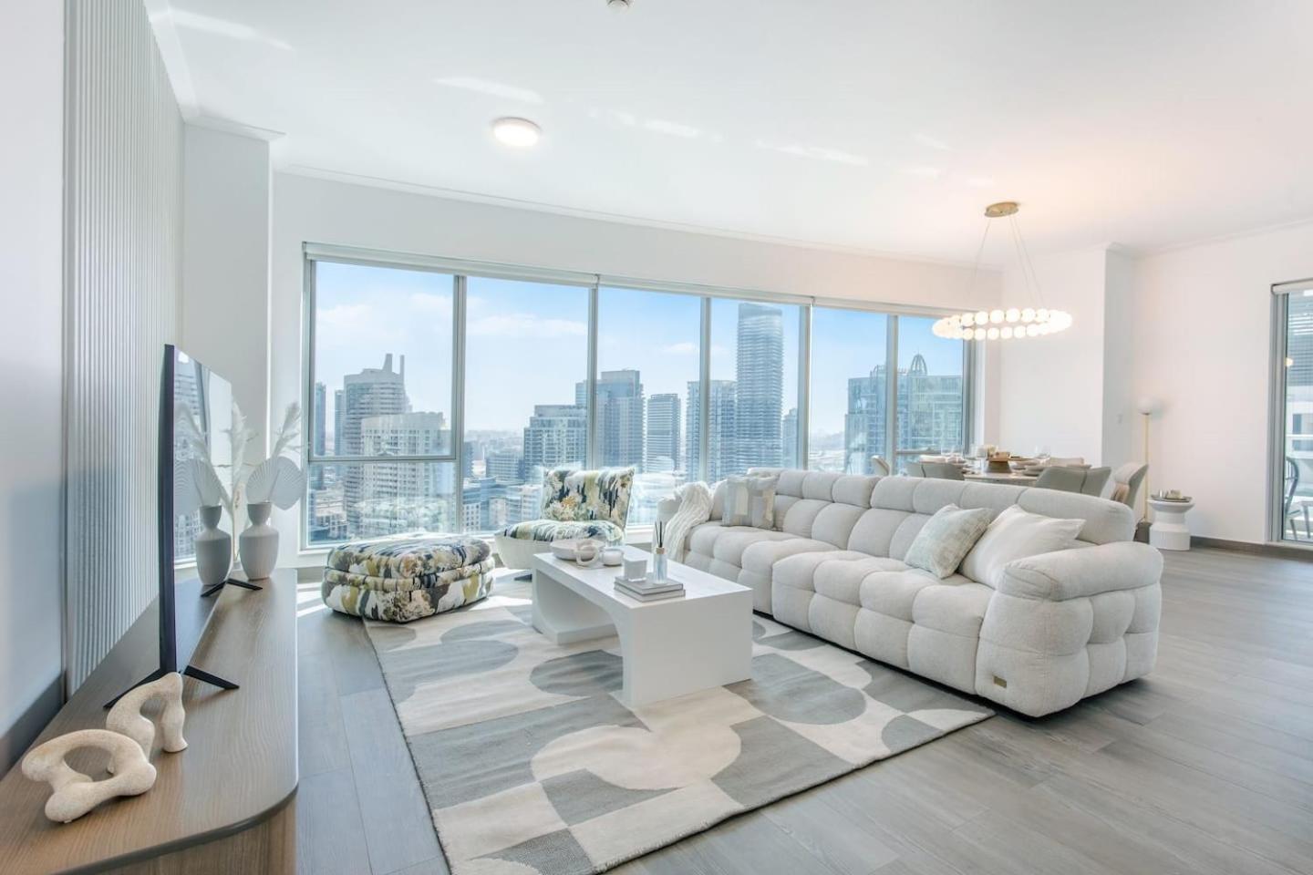 Top-floor Luxury 2br With Stunning Marina View * Dubai
