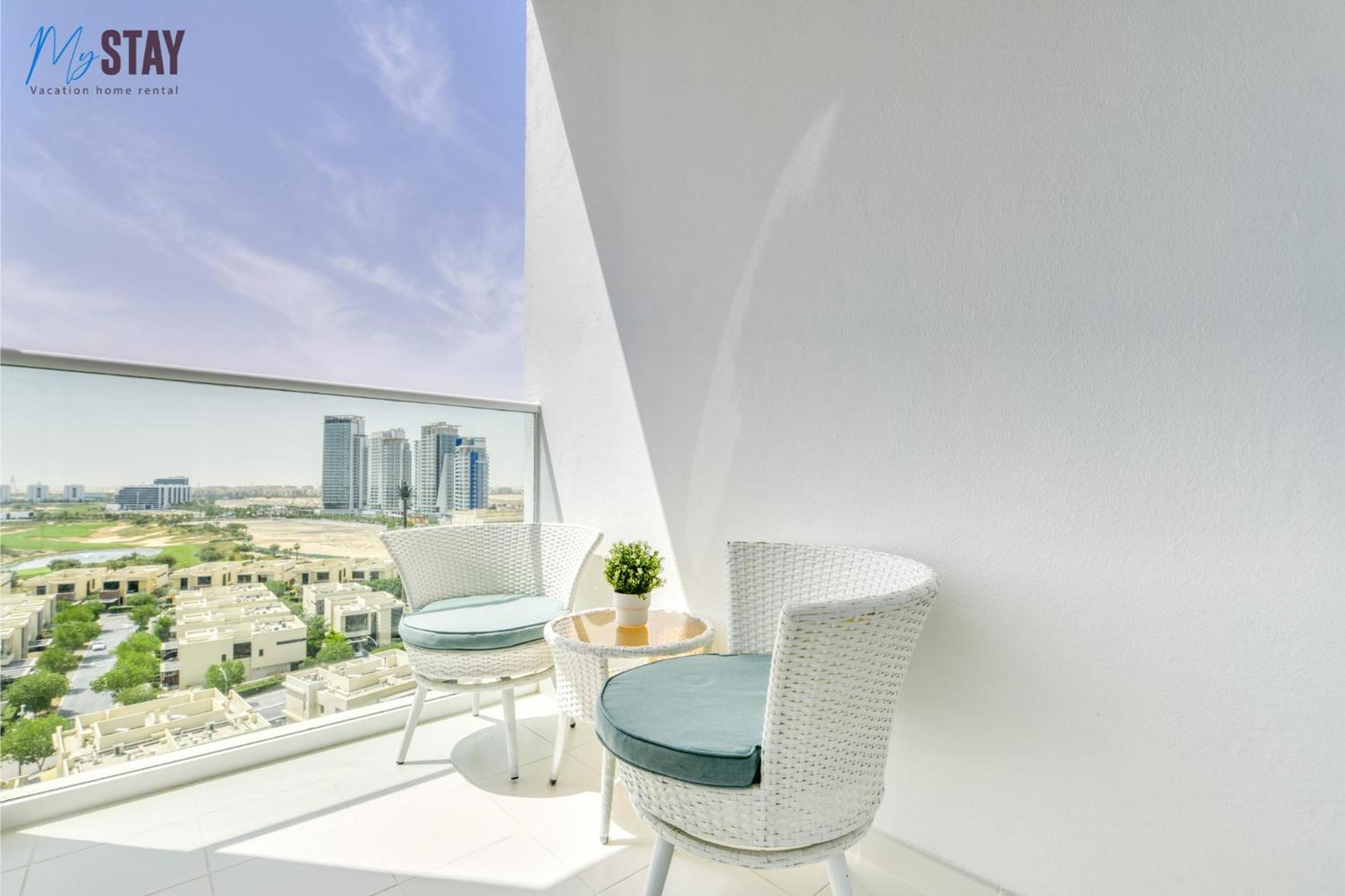 Elegant One Bedroom Apartment *
