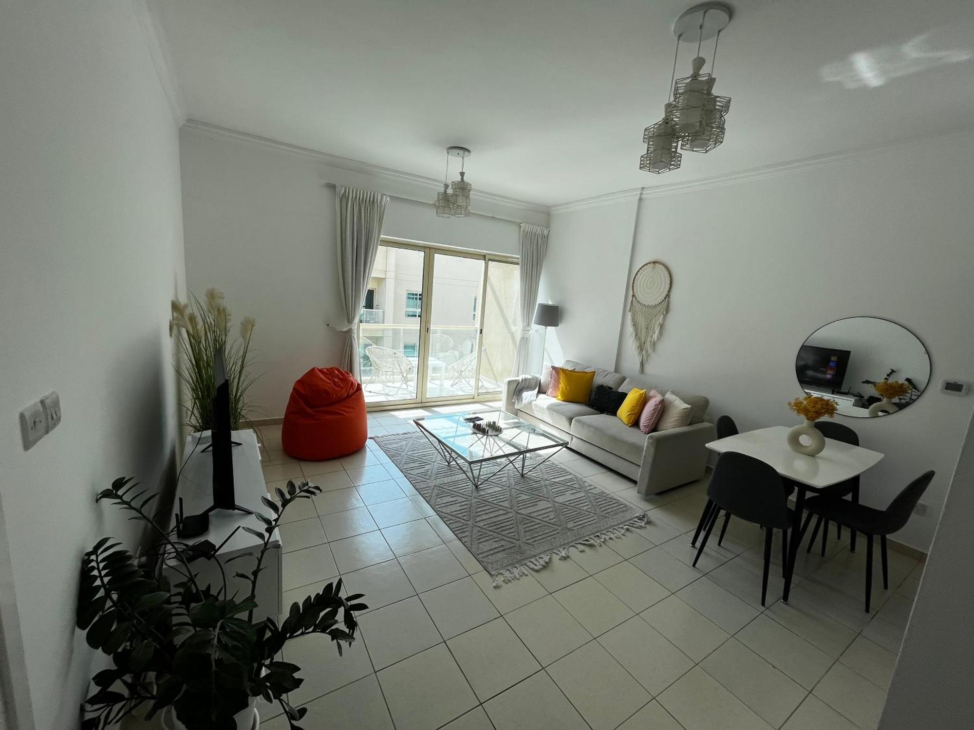 Apartment Gorgeous One Bedroom In The Heart Of Dubai