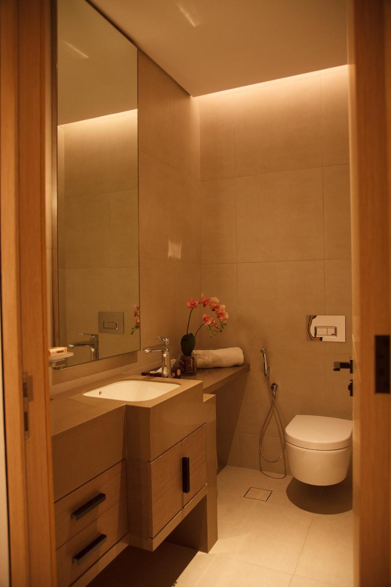 Apartment Lux 2 Bd With Parking Full Sea View And Location *