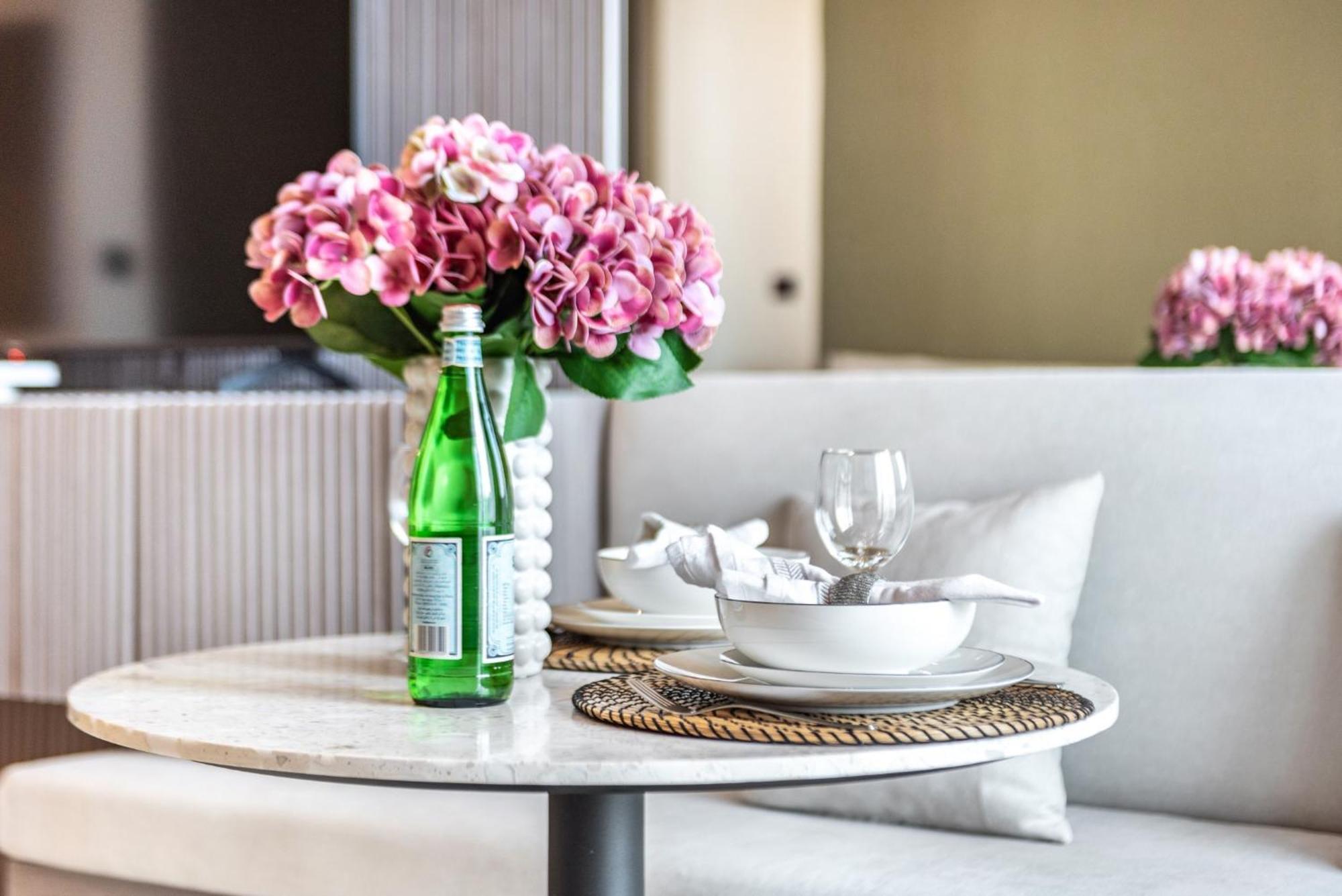 Apartment The Smart Concierge - Binghatti Canal Dubai