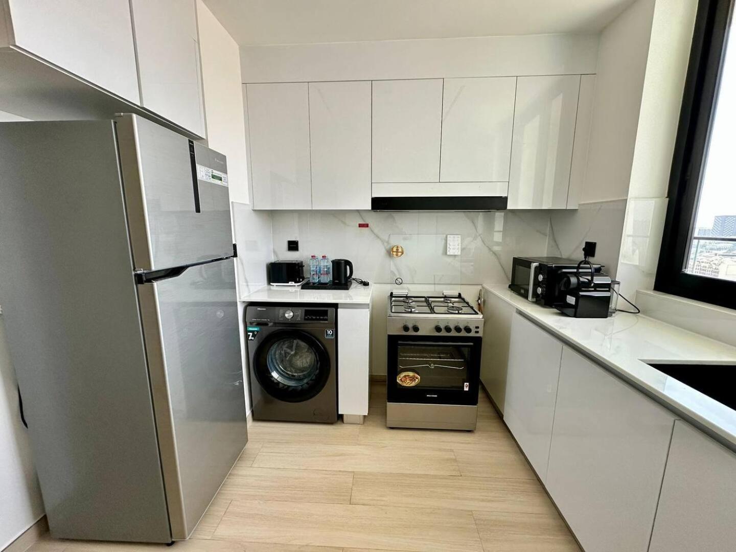 Apartment Spacious 3bedroom With Big Balcony In Jvc
