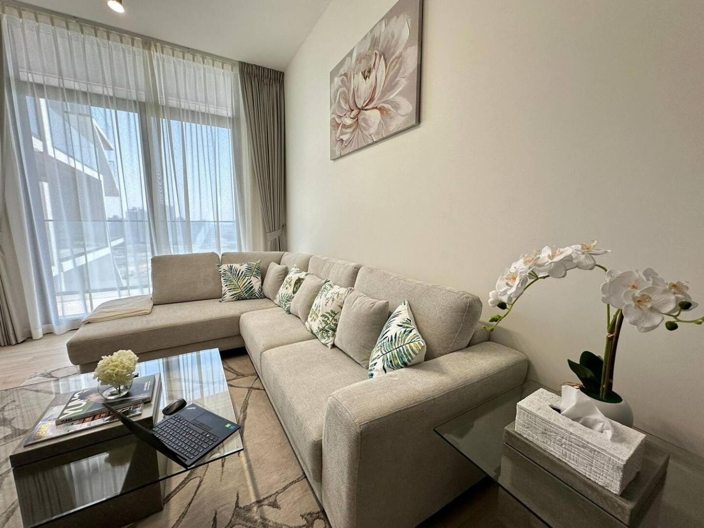 Spacious 3bedroom With Big Balcony In Jvc Dubai