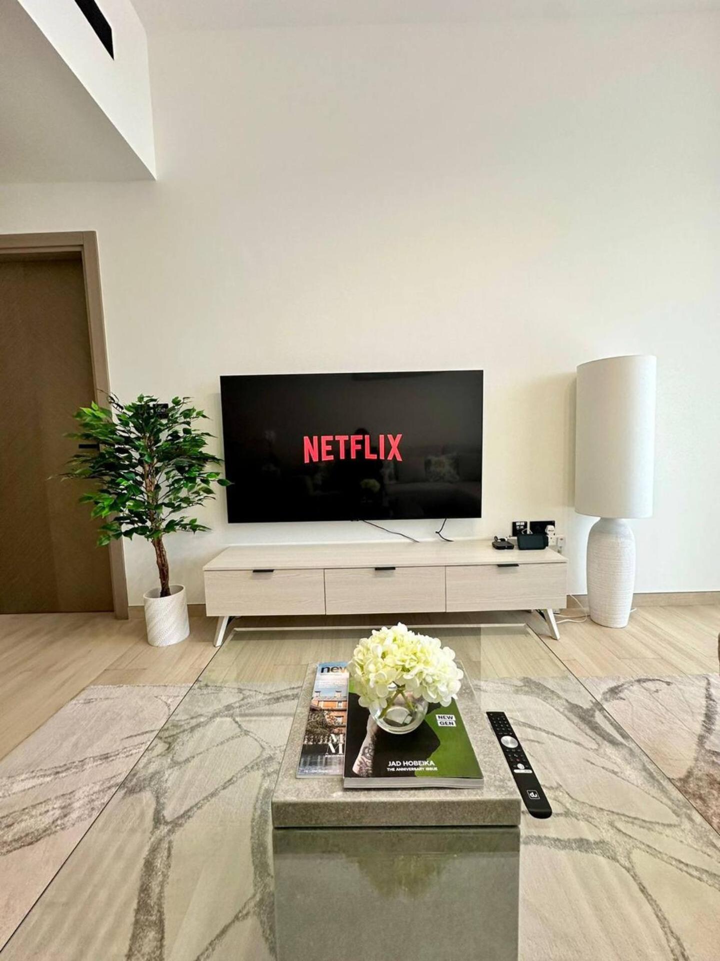 Spacious 3bedroom With Big Balcony In Jvc