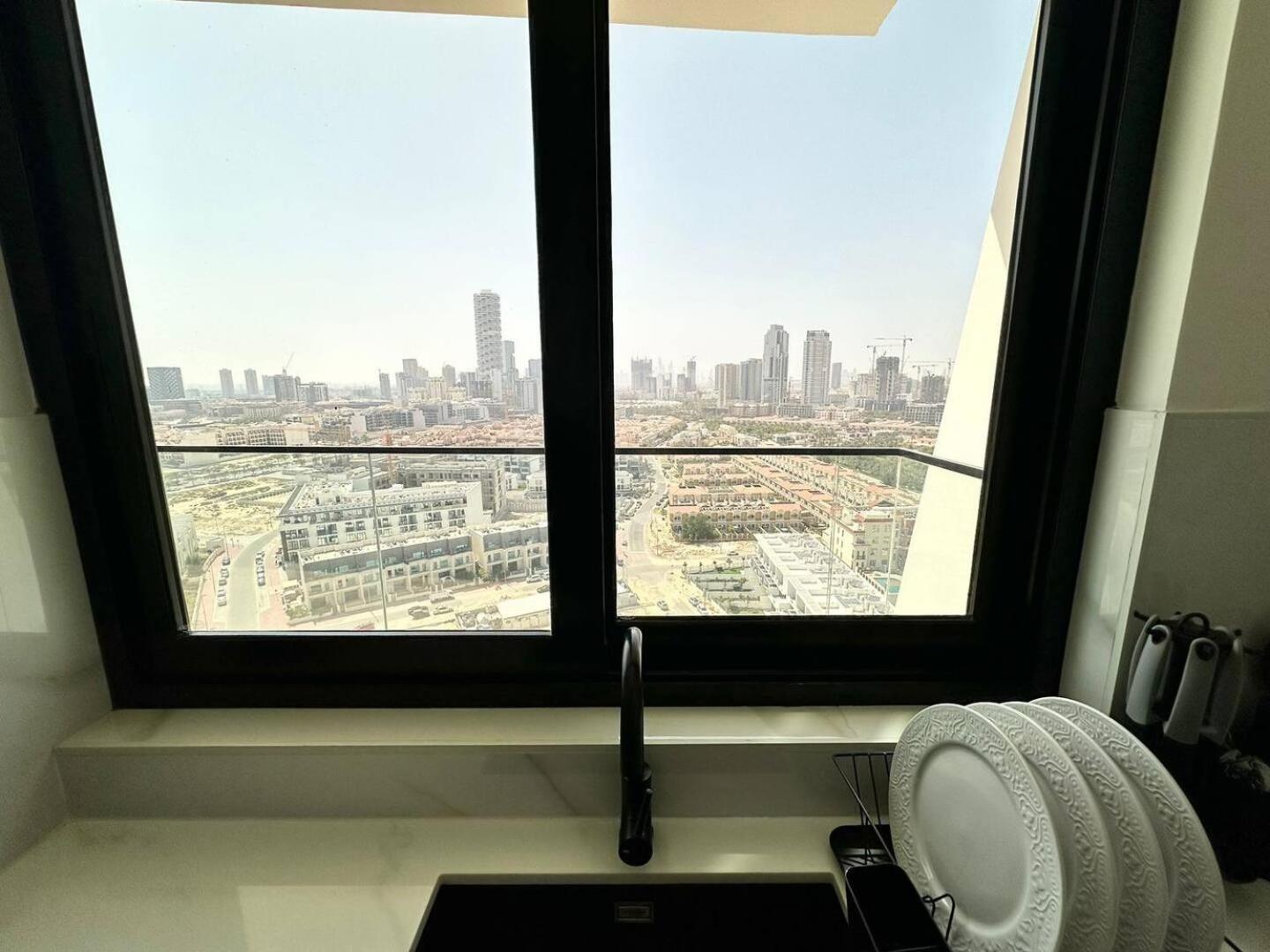 Apartment Spacious 3bedroom With Big Balcony In Jvc Dubai