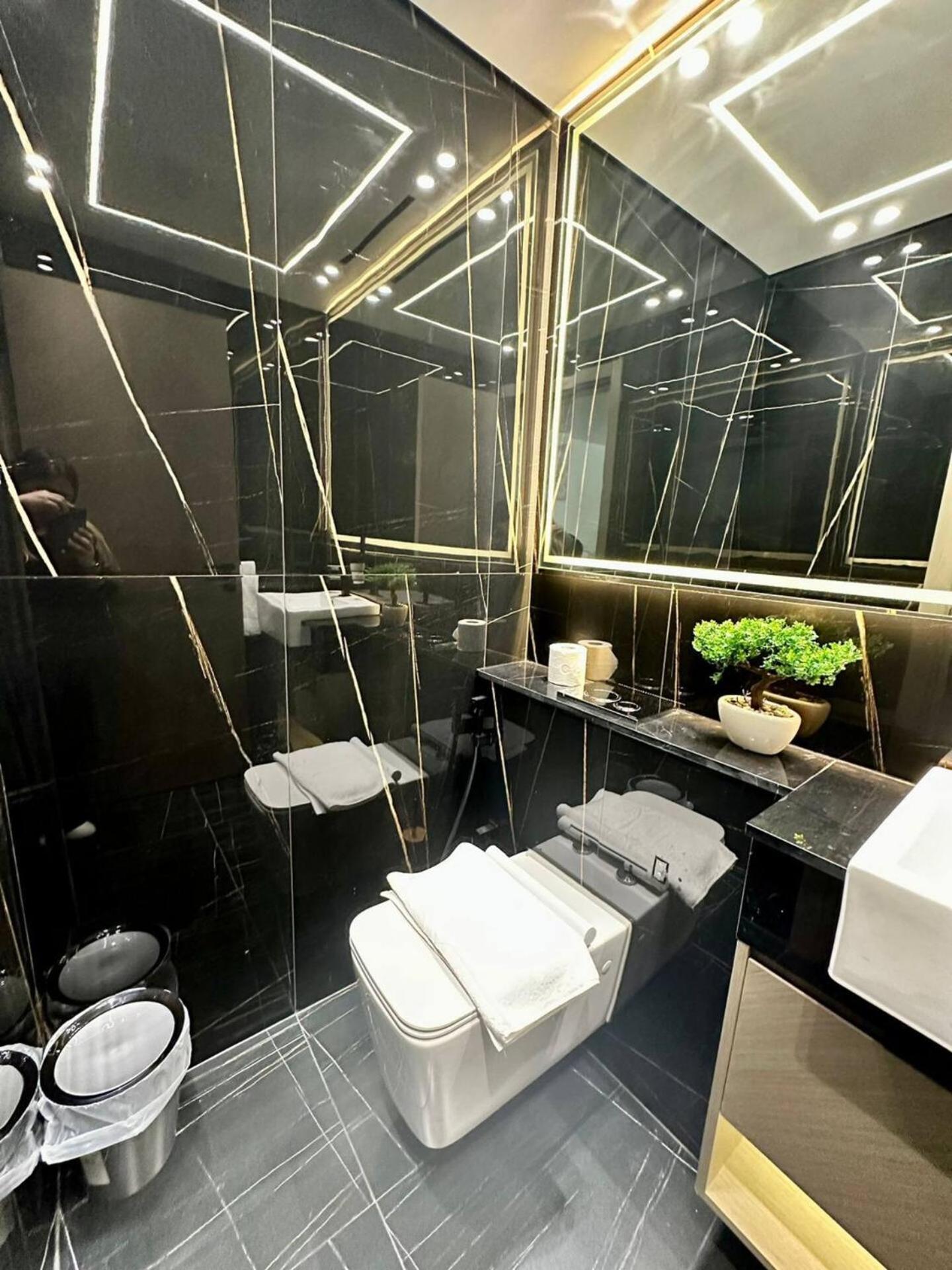 Spacious 3bedroom With Big Balcony In Jvc Dubai