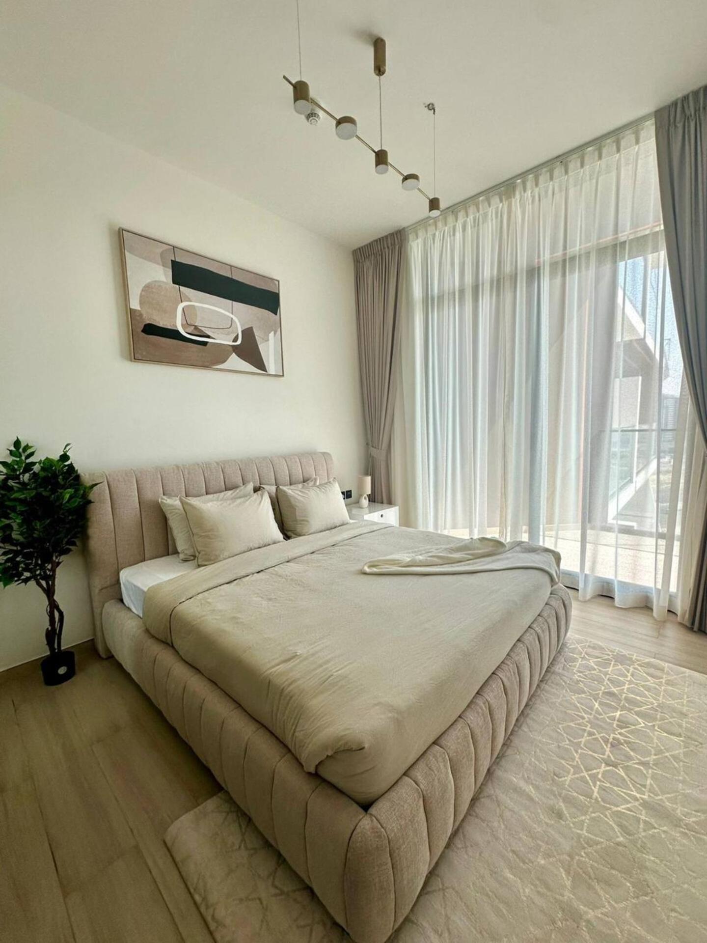 Apartment Spacious 3bedroom With Big Balcony In Jvc