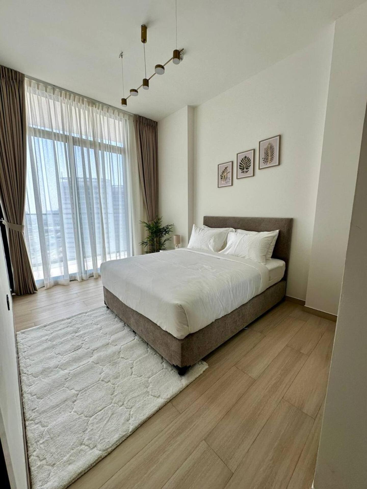 Apartment Spacious 3bedroom With Big Balcony In Jvc