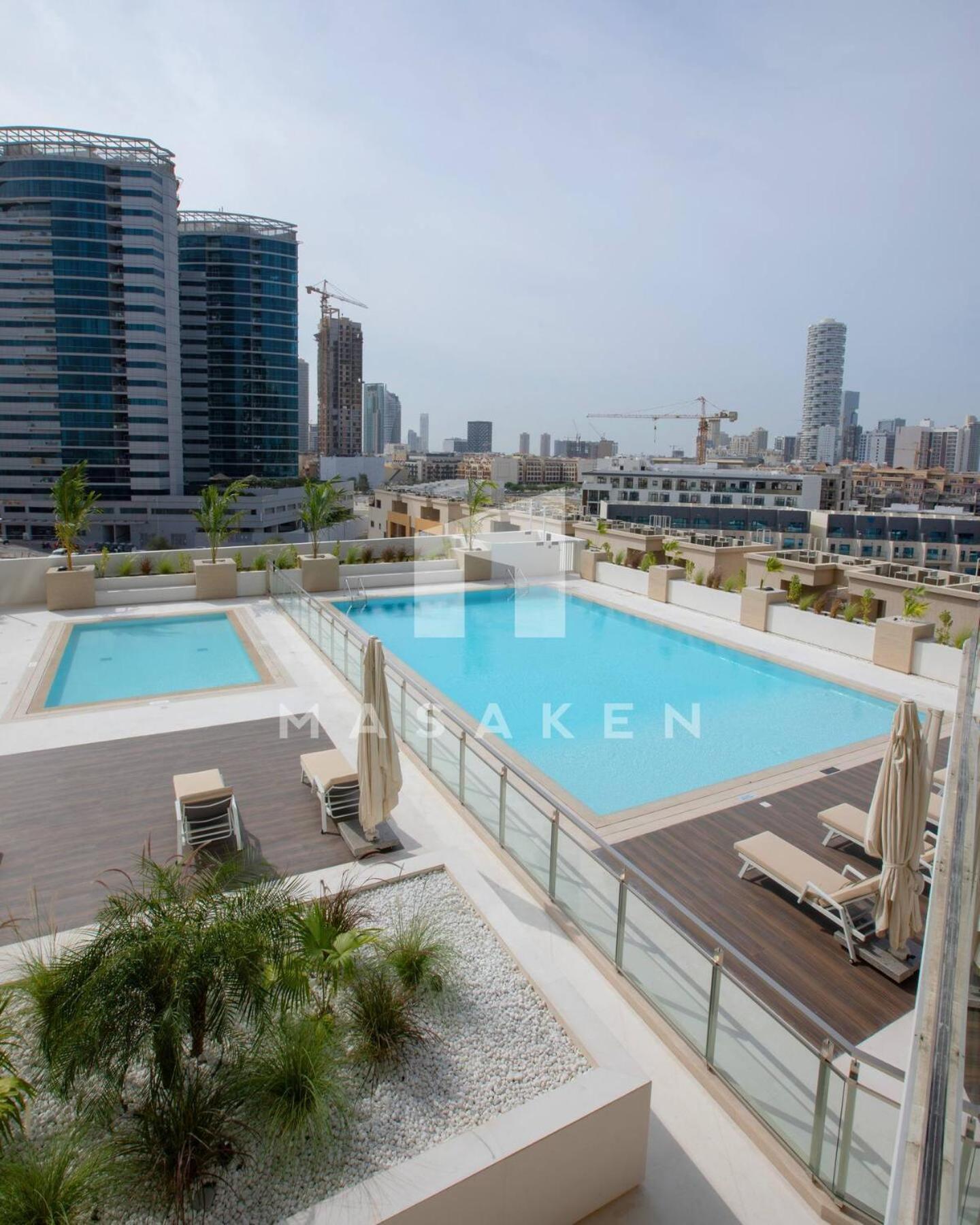 Apartment Spacious 3bedroom With Big Balcony In Jvc Dubai