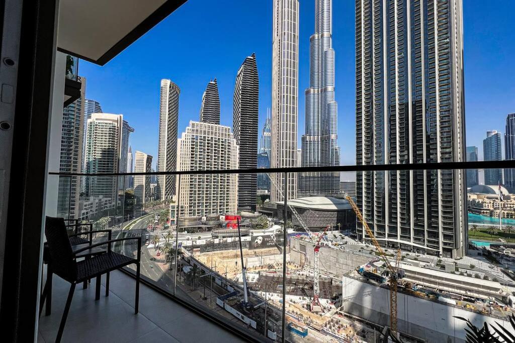 Elegant 1-bedroom Burj Khalifa View Burj Crown