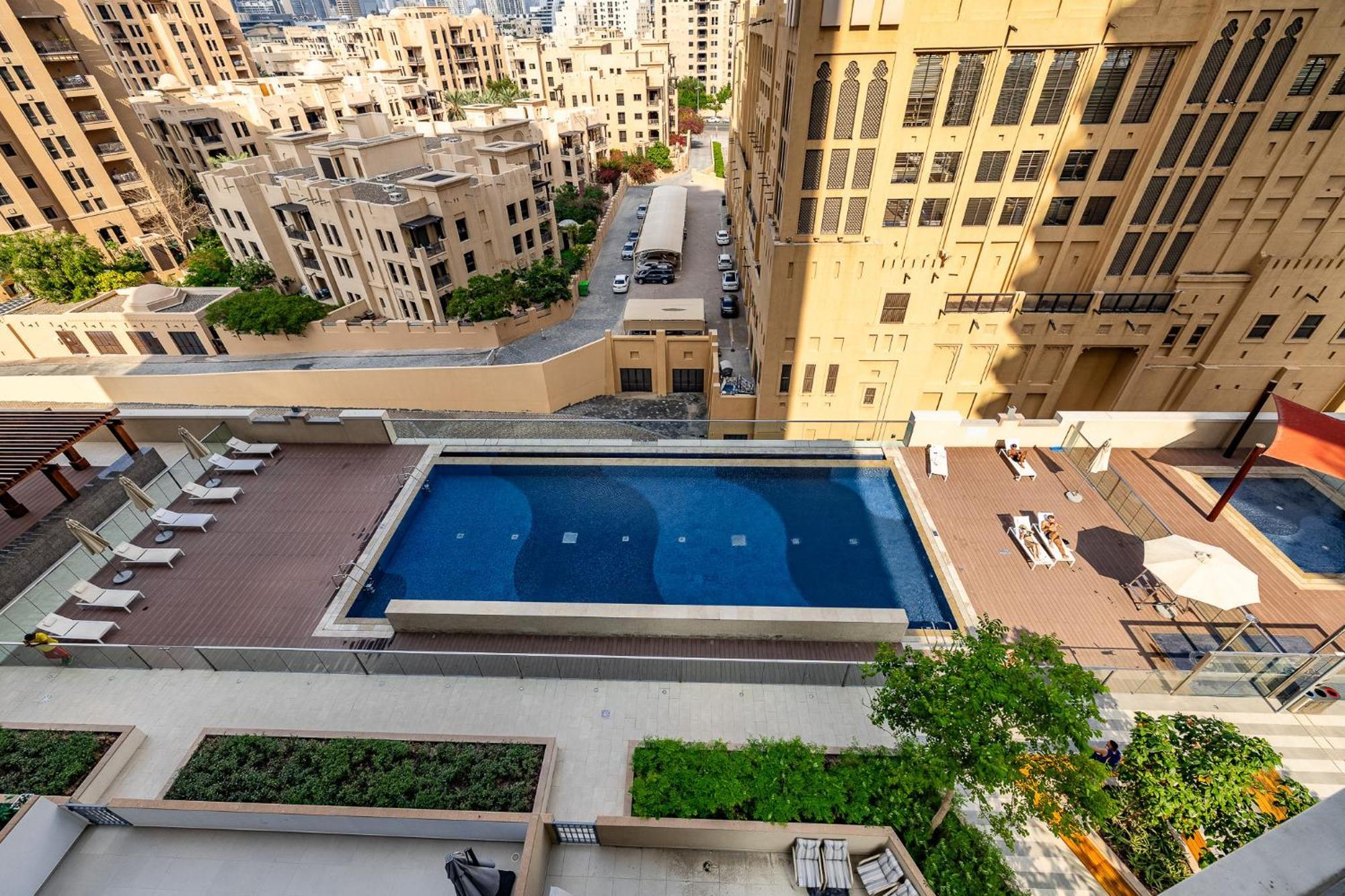 Apartment With Burj Khalifa View I Bellevue Tower *