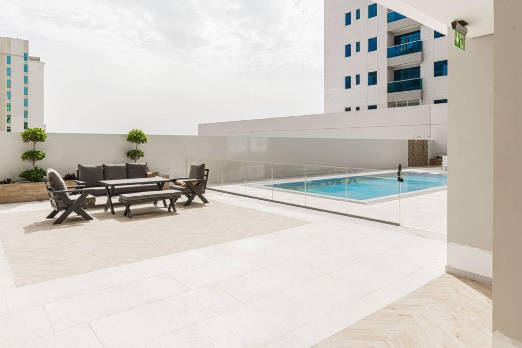 Apartment Premium 1 Bedroom At Diamond Jumeirah Garden 1