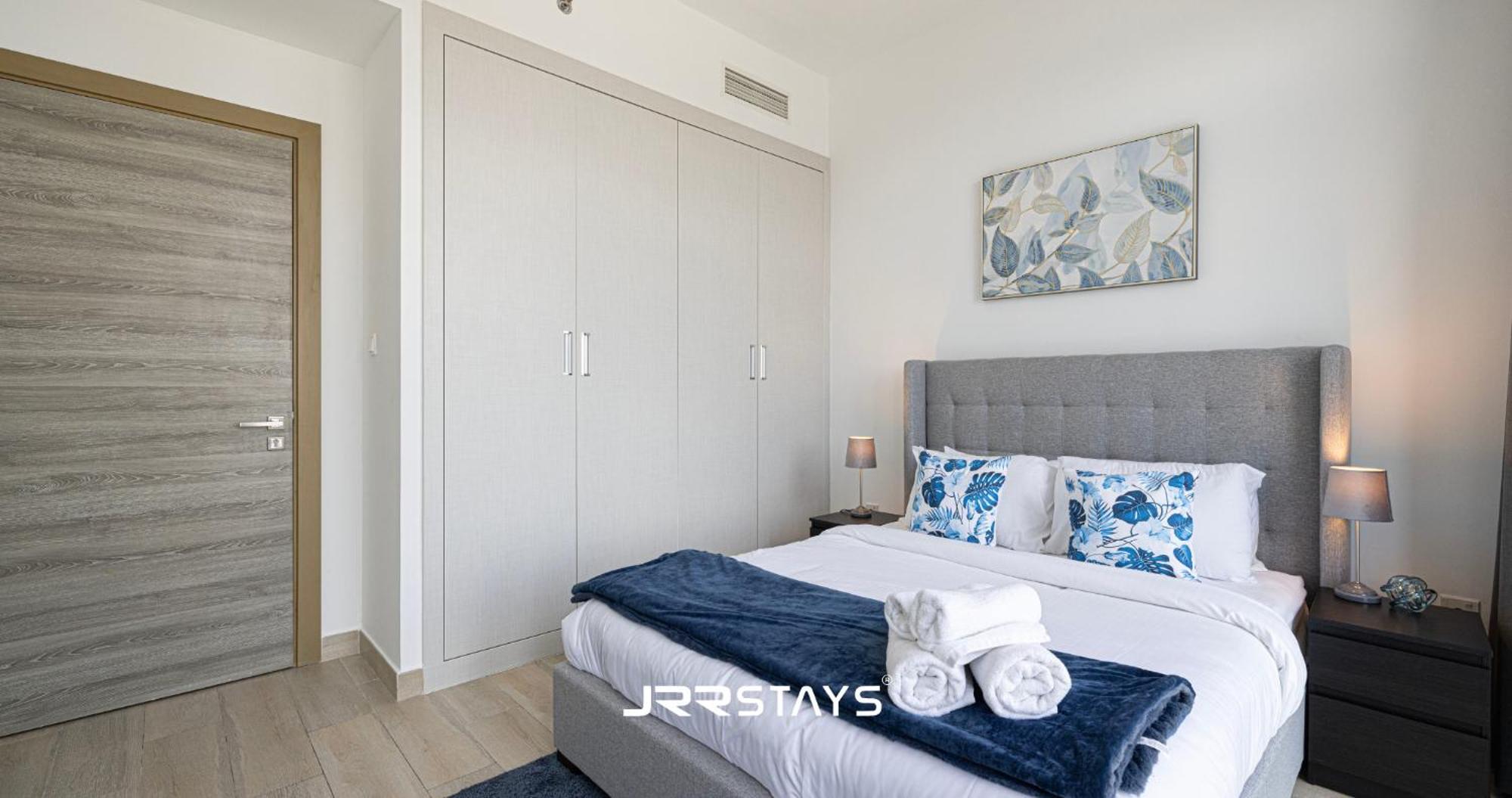 Apartment Upgraded 1br In Bloom Tower B - Jvc Dubai