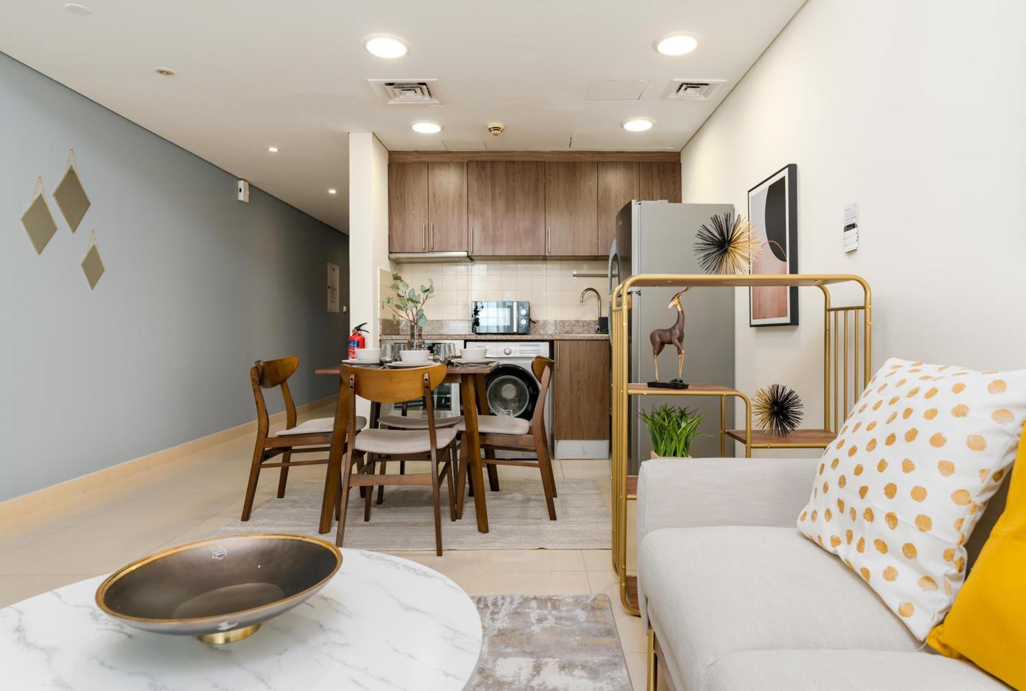 Apartment Modern Spacious With Sea View - Jlt Dubai